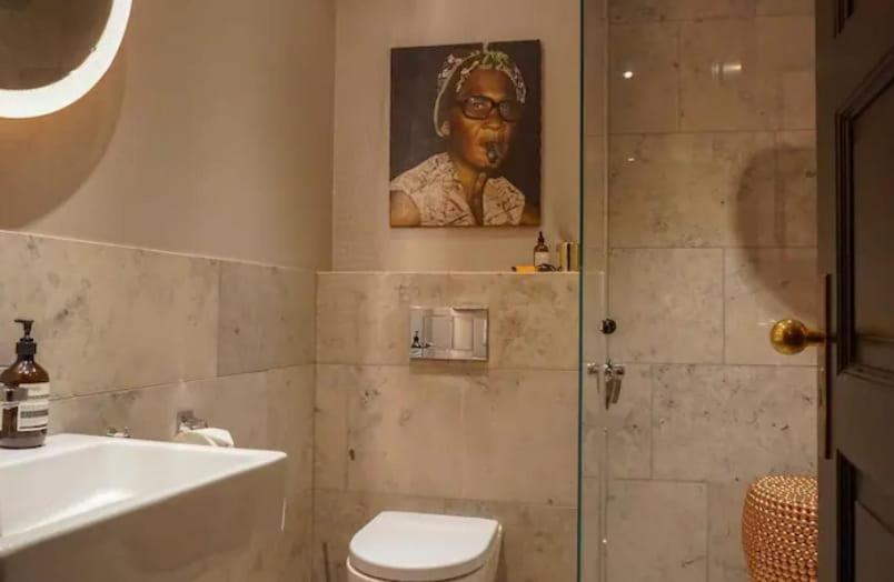 1200 Sq Ft Luxus Designer In Heart Of Apartment München